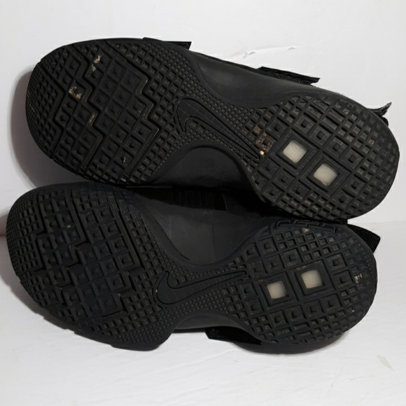 Nike Lebron James Soldier Ten X Gs 5y - Picture 6 of 6